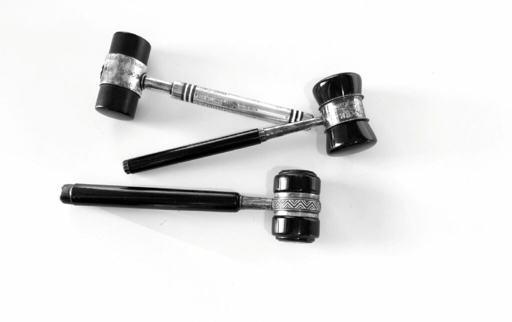 Handlingar till årsstämmorna den 8 maj 2026