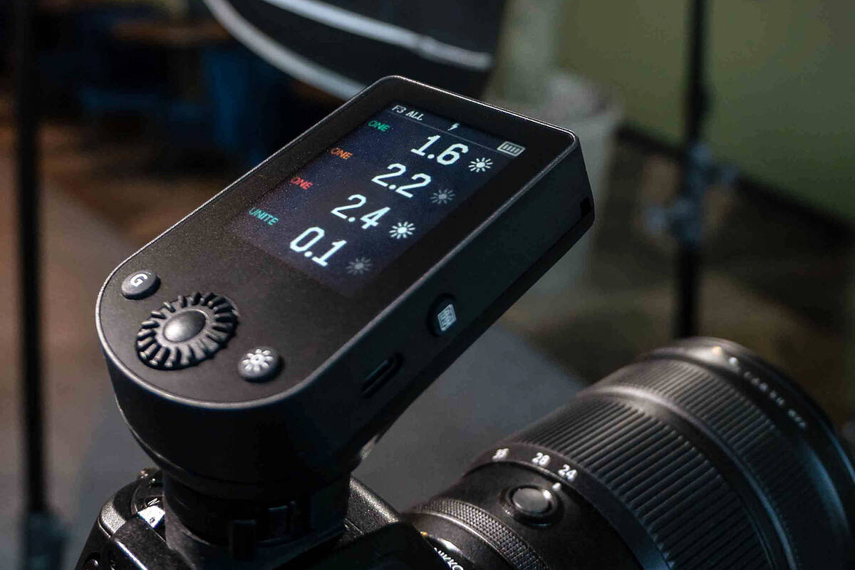 Elinchrom Transmitter Pro X – Blixtsändare med färgskärm