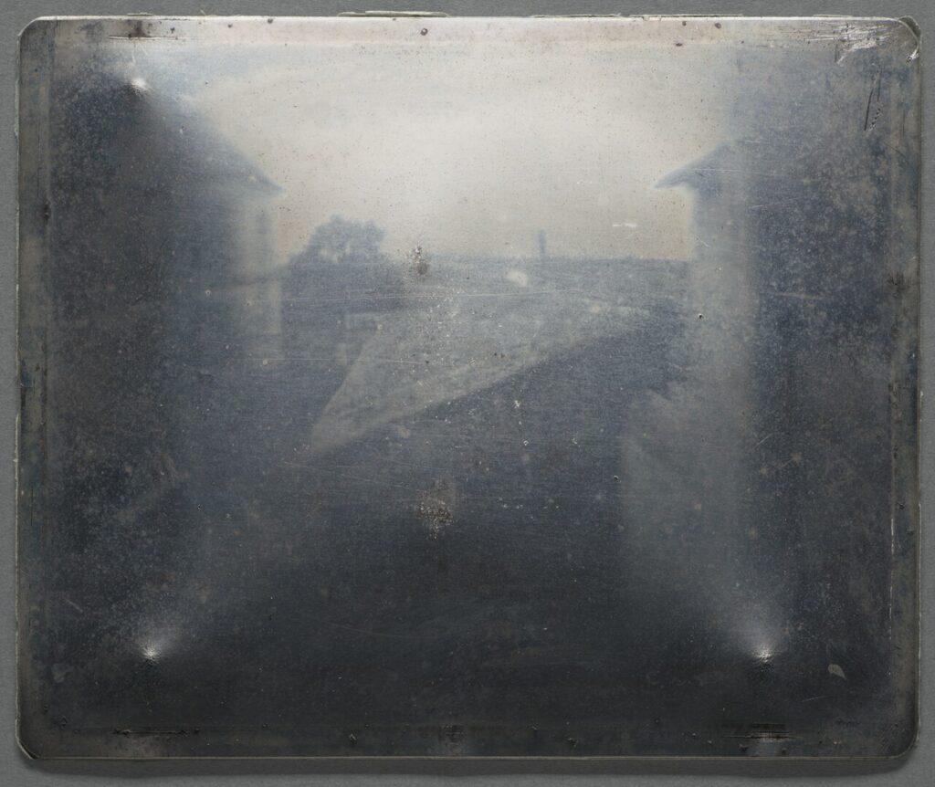 Joseph Nicéphore Niépce tar de första stegen