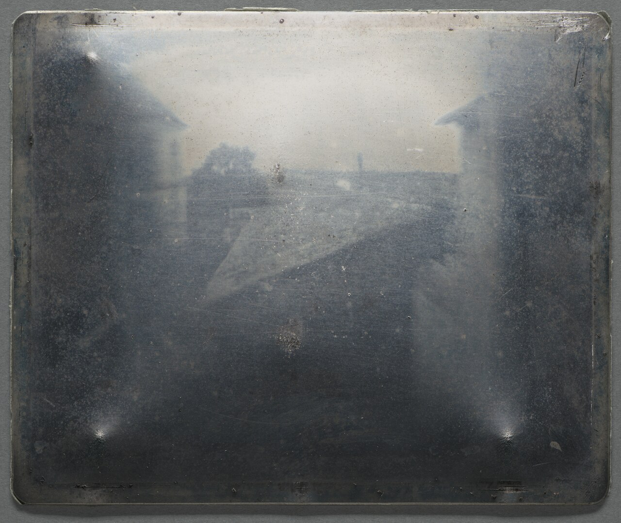 Joseph Nicéphore Niépce tar de första stegen