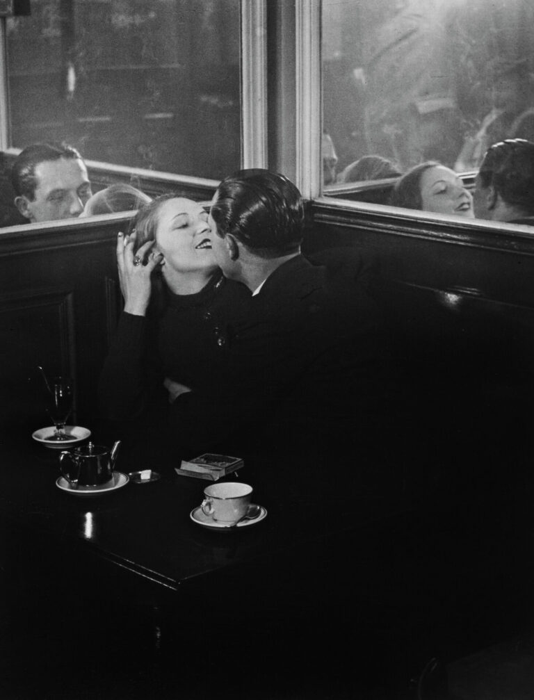 Följ med på medlemsvisning av Brassaï på Moderna museet